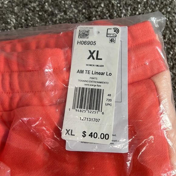 ❗️FINAL❗️ 🆕 Core 10 by REEBOK Training Joggers XL 🔴🔴 - Picture 5 of 5